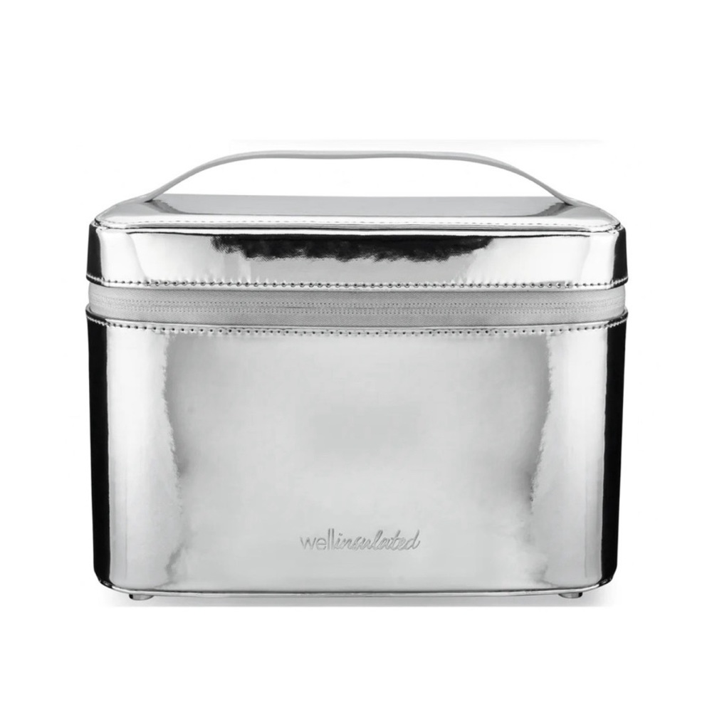 Well Insulated Performance Beauty Case